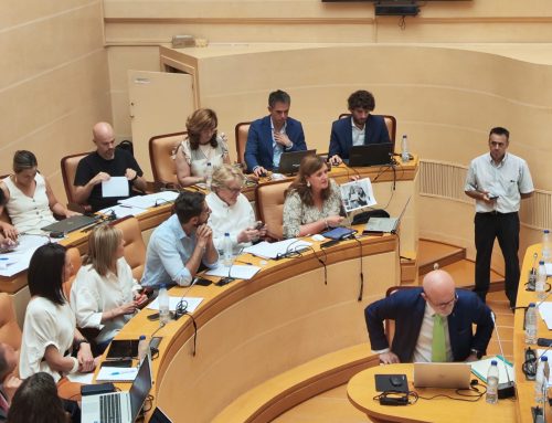 El Gobierno de Mazarías rechaza un Pacto de ciudad sobre el turismo y da un portazo al diálogo con vecinos y sectores implicados