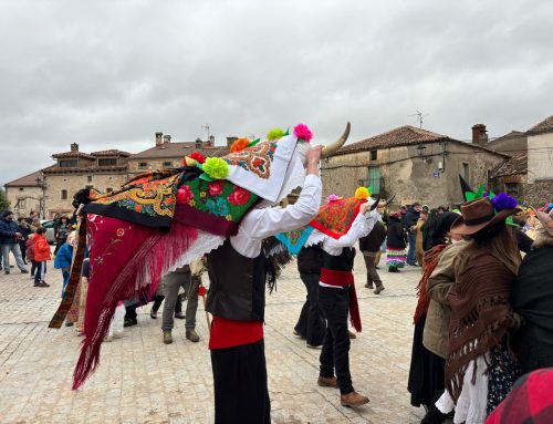 Aceves defiende en el Congreso la protección de las mascaradas tradicionales y reivindica el Carnaval de la Vaquilla de Arcones como patrimonio vivo de Segovia